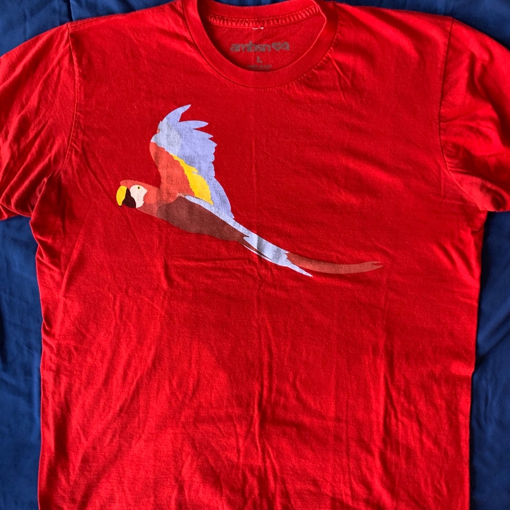 Ambsn Parrot T Shirt, L